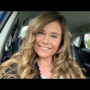 Meet your Posher, Kara